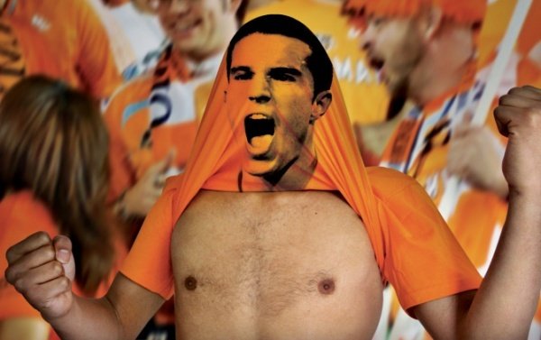 knvb-supporter-shirt-by-wonder-years-01