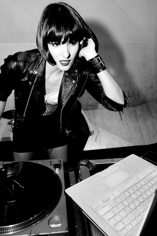 burton-fno-2010-shotbyjake-com-3636-web_