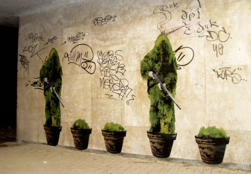 Snipers & Pots, by l.e.t.